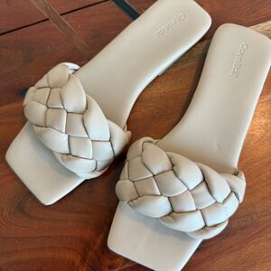 🦊 Open Edit Beige Braided Sandals